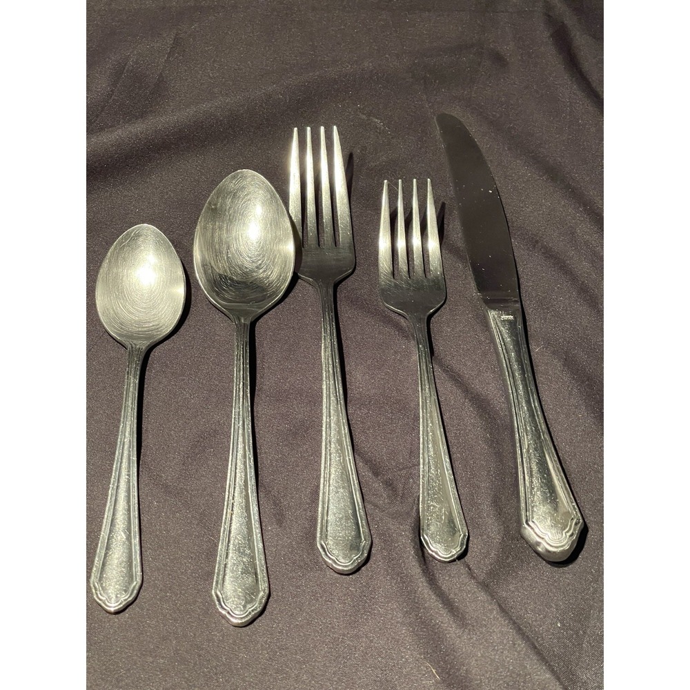 Towle ~Magic Flute ~ 5 piece place setting